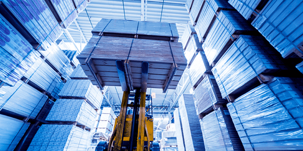 warehouse_crane_pallets